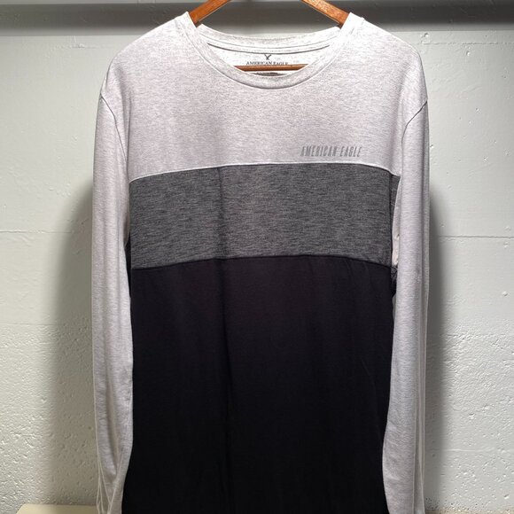 American Eagle Standard Fit Men's Striped Long-Sleeve Pullover Athletic Tee - Picture 2 of 6